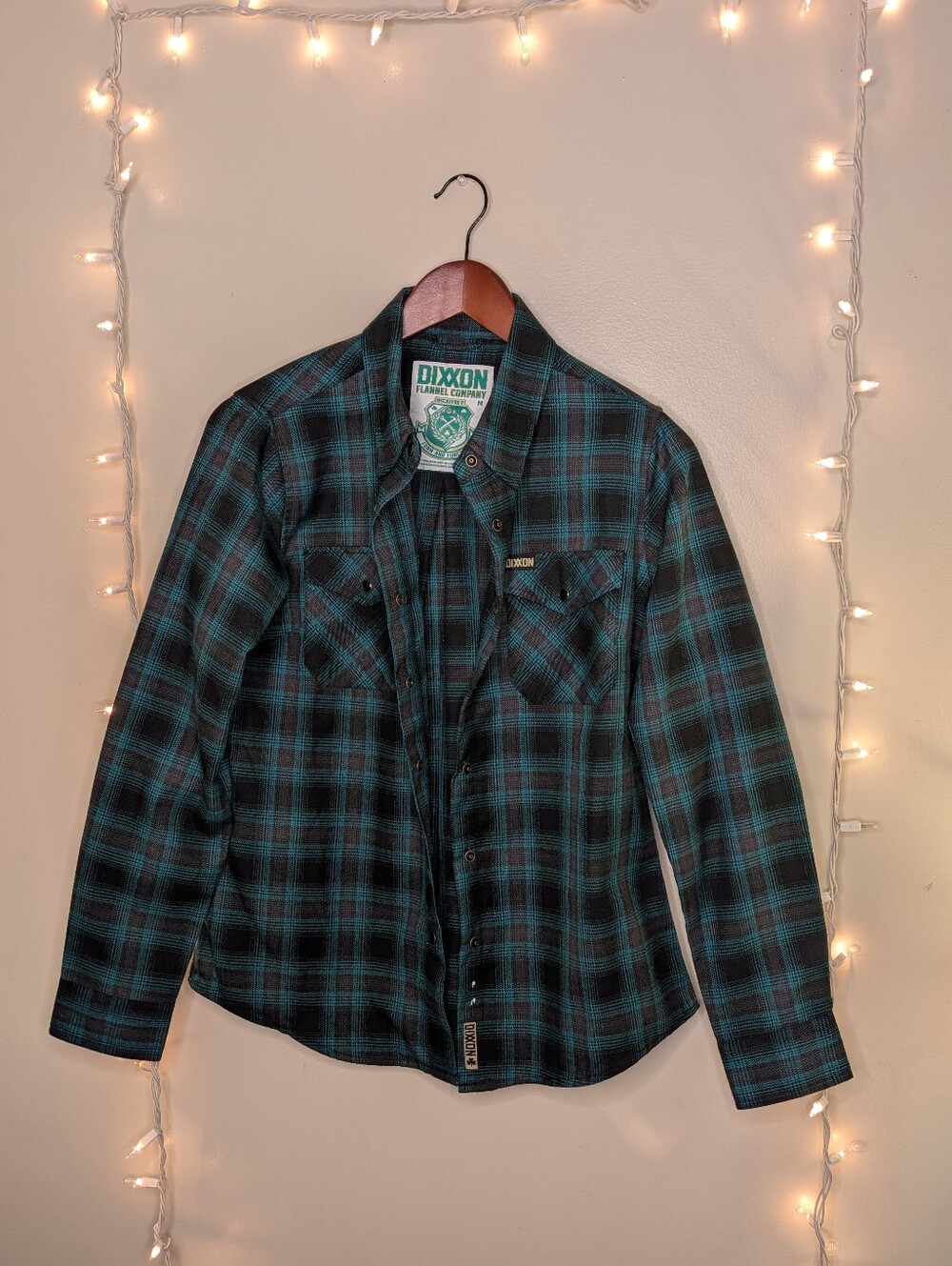 DIXXON Green and Black Plaid Women's Flannel - Size M